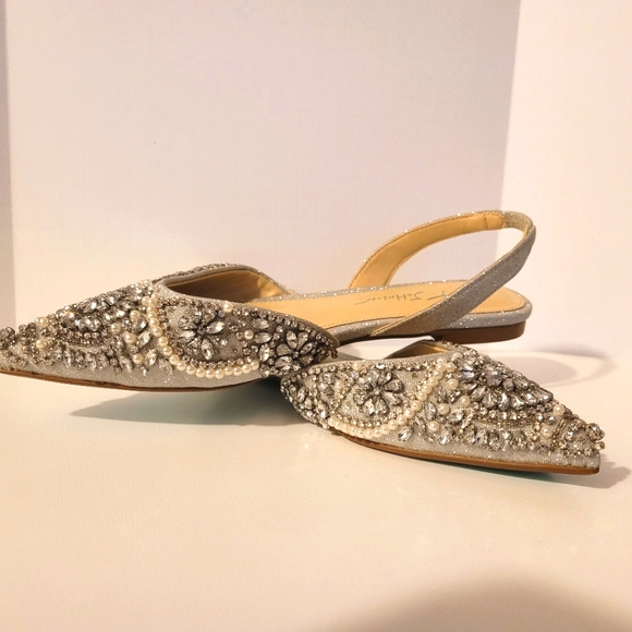 Betsey Johnson Women's Sb-Molly Ballet Flat, silver, size 5.5 - Picture 13 of 16